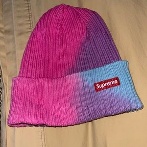 Supreme beanie tye dye